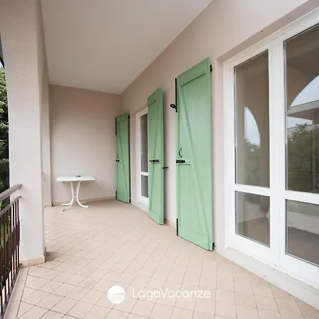 La Casa Del *