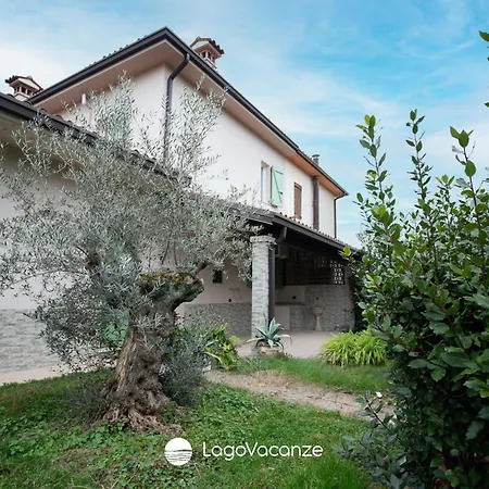 La Casa Del *